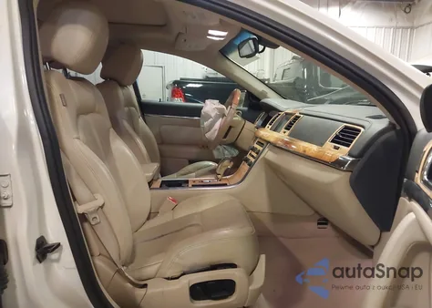 2009 Lincoln Mks из США, поврежденный, VIN 1LNHM93R79G610645